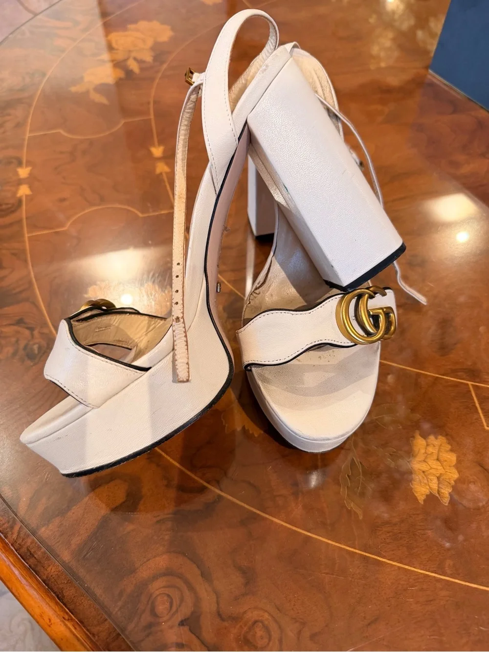 Gucci Cream Leather Block Heel Sandals with Gold Double G Sz 9.5